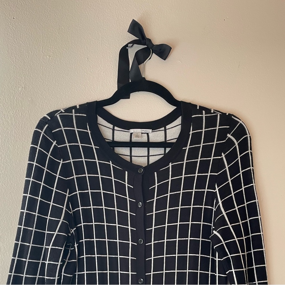 Halogen lightweight window pane button down cardigan size M.